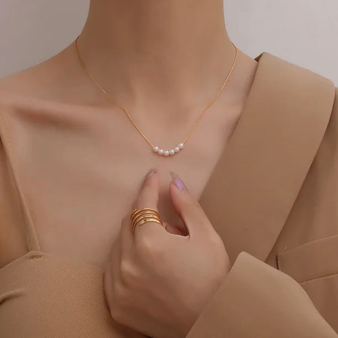 Gordes Necklace — Between stone and light