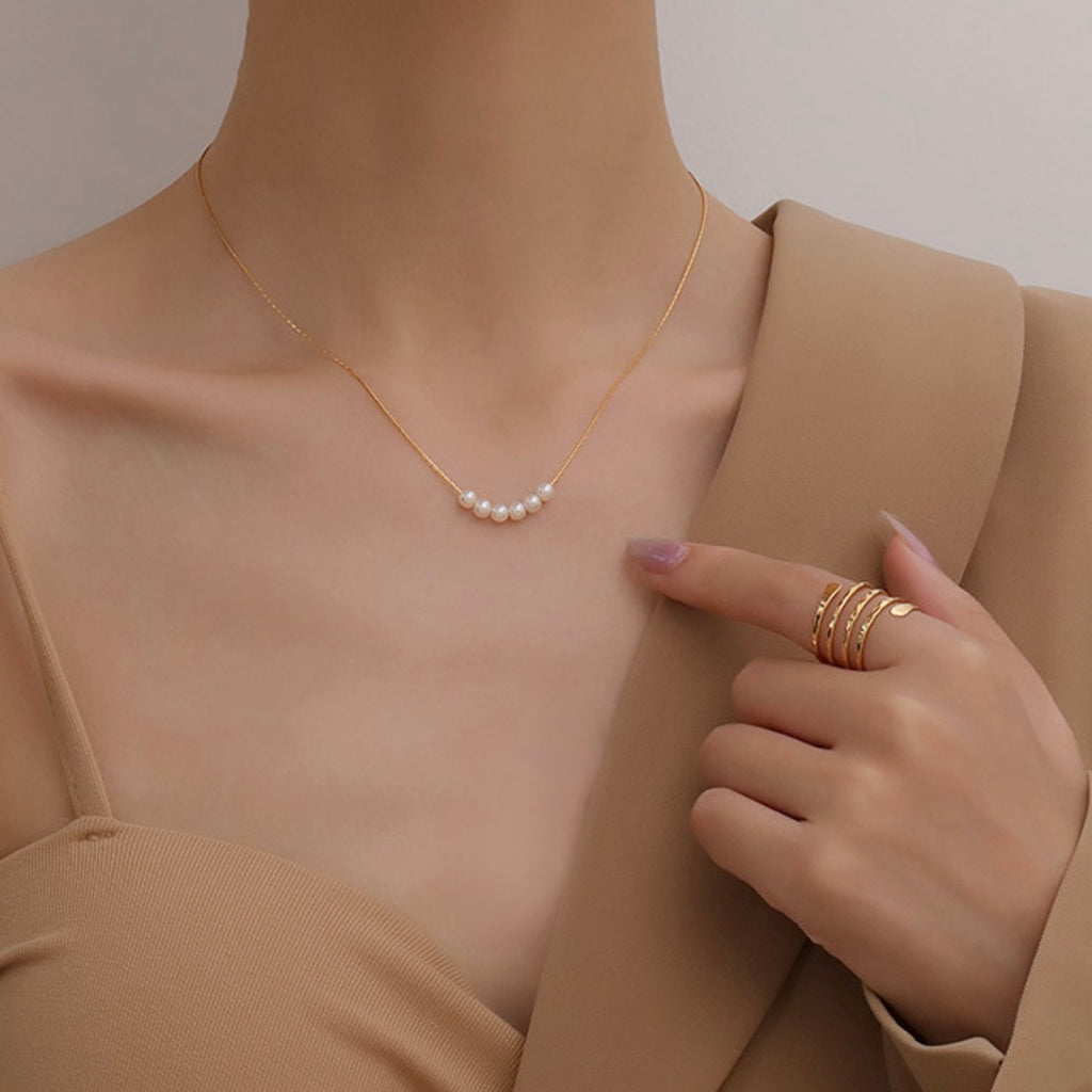 Collier Gordes — Entre pierre et lumière