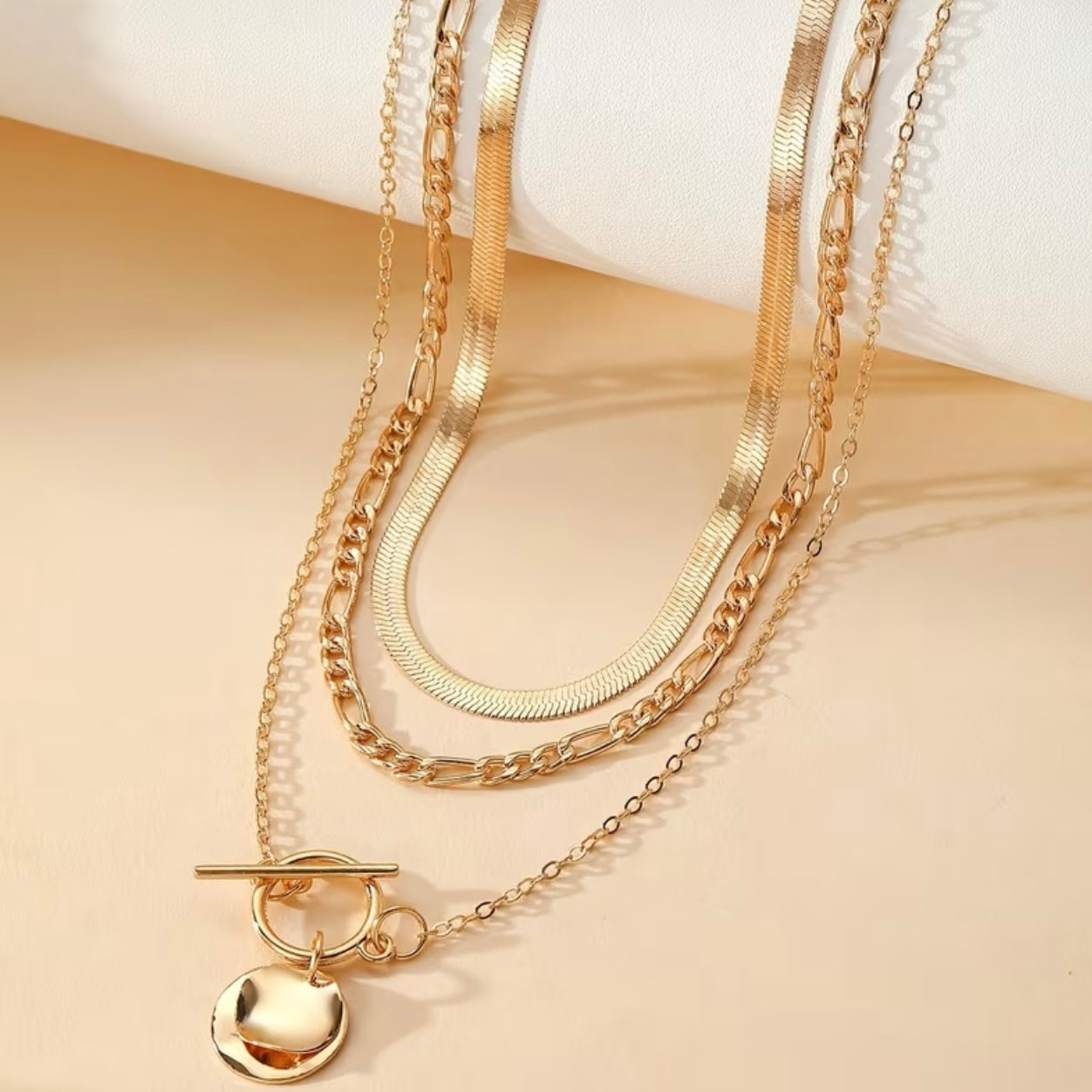 Collier Gordes — Entre pierre et lumière